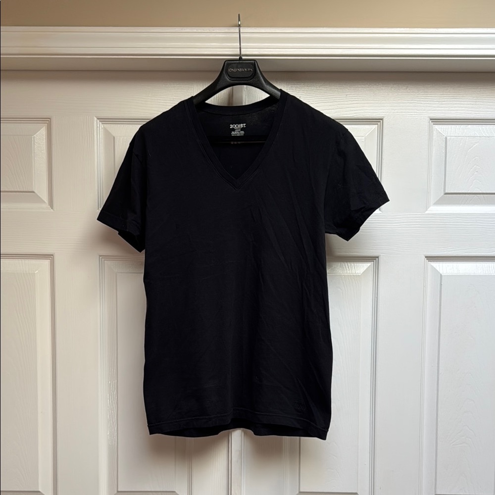 2xist Black V-Neck Short Sleeve Tee